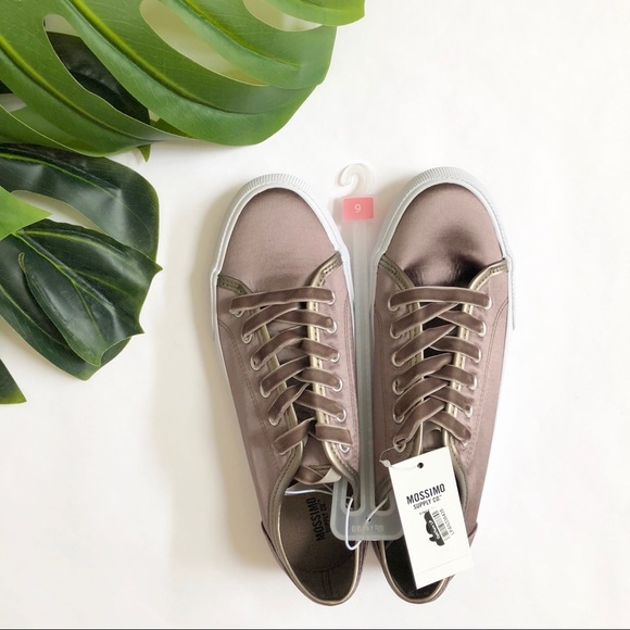 Mossimo Women's Jena Velvet Lace Sneakers Grey - Picture 8 of 8